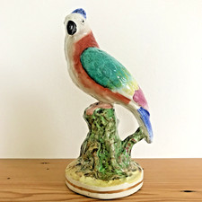Antica statuina porcellana