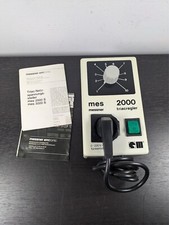 Regolatore di tensione di rete