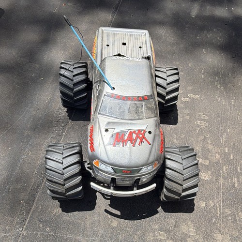 Traxxas maxx nitro 4wd - traxxas,