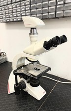 Leica DM1000 Microscopio Laboratorio Medico