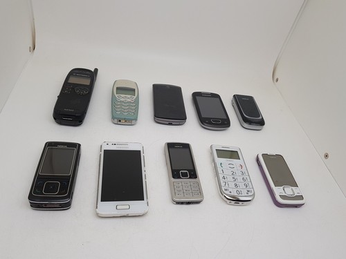 Lotto telefoni diversi - lotto,