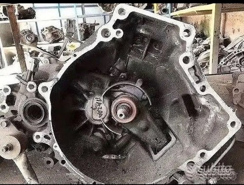 Cambio manuale mazda 323 - manuale,