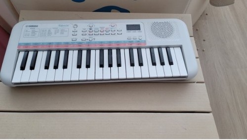 Yamaha pss e30 - /, /