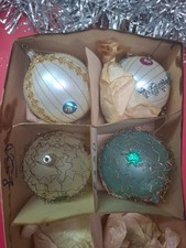 4 palline natalizie vintage anni ’60 con filo metallico e decori