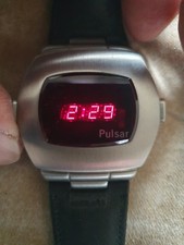 Pulsar P2/Date LED, Steel Case