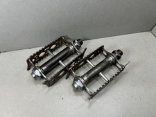 Pedali in ferro barra unica