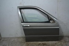 porta anteriore destra per