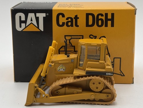 Conrad 2851 caterpillar - 1:50,