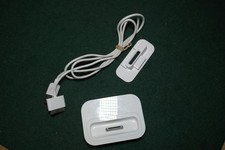 Apple iPod dock di ricarica universale A1153 + cavo MA045G/A