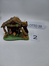 Natività in legno con statue