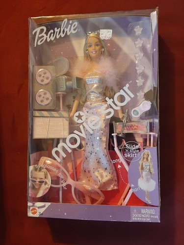 Barbie bionda stella del