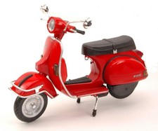 Vespa P 200 E 1978 Red 1:12 -
