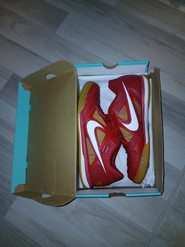 Taglia supreme x nike - taglia,