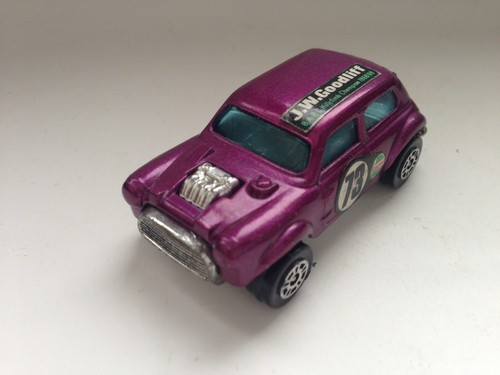 Corgi juniors whizzwheels - juniors,