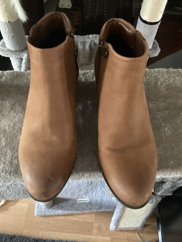 Stivaletti donna marroni