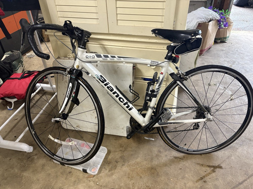 Bianchi via nirone road bike - nirone,