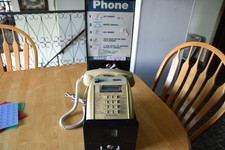 Telefono a pagamento vintage