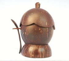 Sale con guscio di cocco con