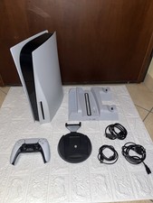 PlayStation 5 Edizione Blu-ray con accessori completi