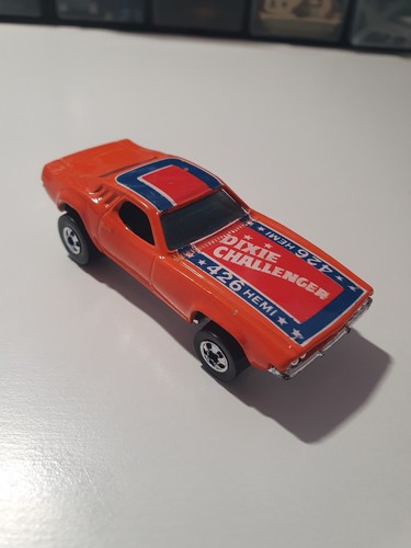 Hot wheels dixie challenger - hot,