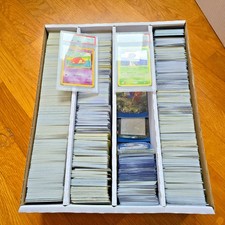 LOTTO di oltre 1 kg Carte Pokemon Vecchie e Nuove Comuni e Rare Set Vari