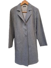 Giacca Gessata grigio bianco Arrivo al polpaccio ￼￼