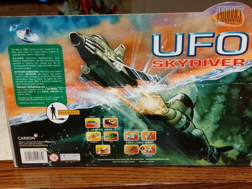 Ufo shado skydiver - shado, in