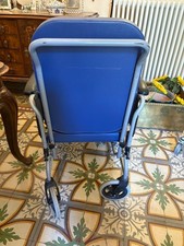 sedia a rotelle per anziani