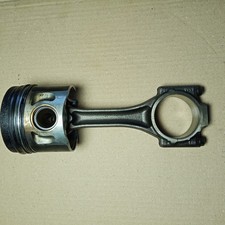 PISTONI + BIELLE VW AUDI SEAT SKODA 1.9 TDI BKC 038107065AP (03-10)