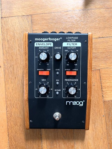 Moog 101 moogerfooger - moog, scala