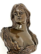 Busto in bronzo donna