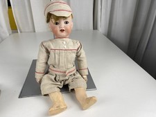 Vecchia bambola testa di