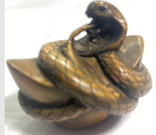 Netsuke antico serpente