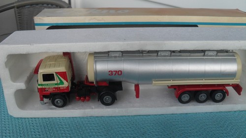 Treno serbatoio tekno volvo - treno,