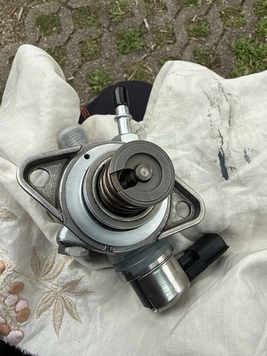 Pompa carburante alta