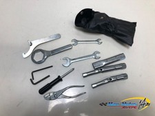 Trousse outils suzuki 1250 - trousse,