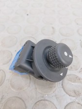 10652 Pulsantiera regolazione specchietti Citroen Xsara Picasso del 2002