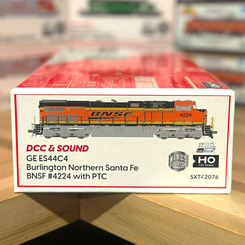 Scala treni es44c4 bnsf - ho,