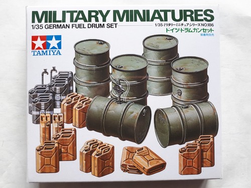German fuel drum set - , tamiya