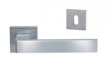 Coppia Maniglia Maniglie Quadrata per Porte Interne Cromo Satinat SECONDA FASCIA