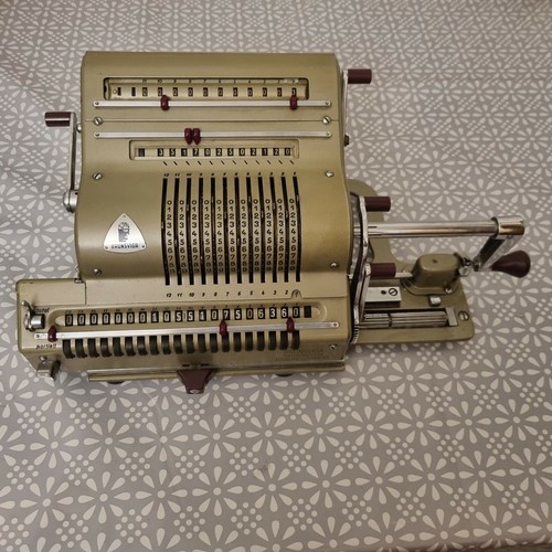 Calcolatrice meccanica - , a