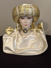 Busto bambola porcellana