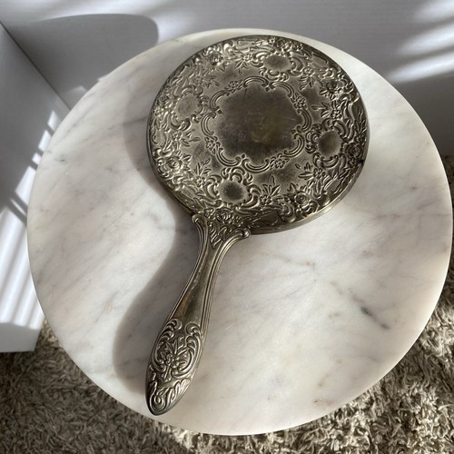 Vintage silver tone round - silver,