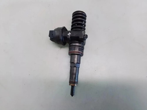 Iniettore audi avant - audi, 8d5