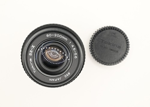 Tokina 200 mm - sz-x,