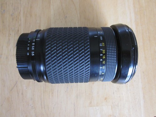 Tokina 210 zoom lens - mm,