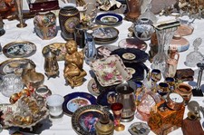 Lotto oggetti vari vintage Box 3 Kg , quadri , tazze, suppellettili, collezione