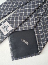 CRAVATTA firmata FENDI in seta