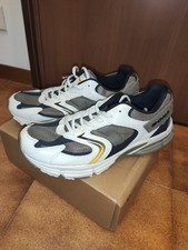Scarpe da ginnastica uomo 45 nuove con etichetta