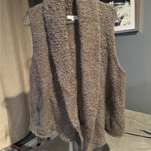 Accogliente gilet grigio